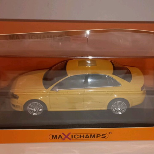 Audi RS4 1/43 συλλεκτικό μοντέλο καινούργιο