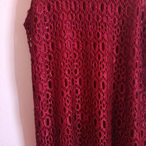 Women's Burgundy Top medium, like new, perforated with inner fabric