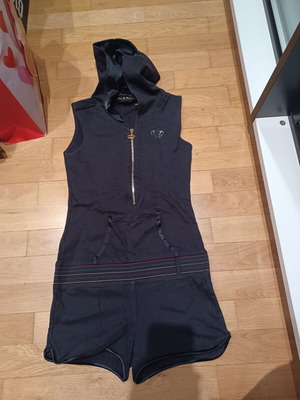 One-piece used, size s