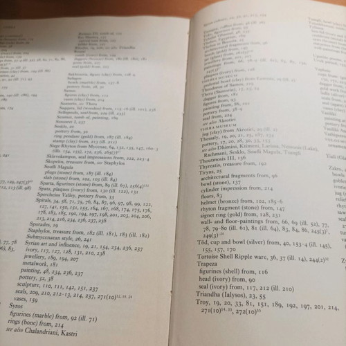 Book The Arts in Prehistoric Greece like new 1978