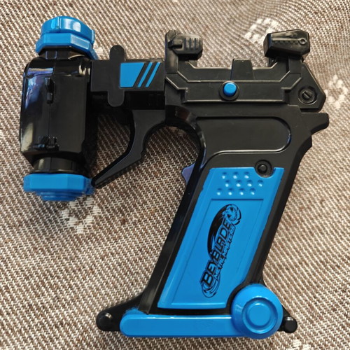 Beyblade launcher new