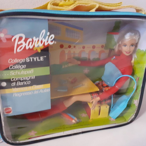 Barbie College Style doll (Mattel) 2001