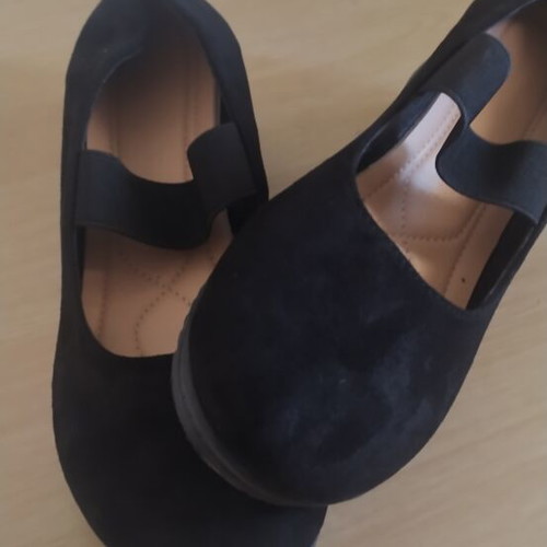 Black platform shoes with elastic strap, size 38, 3cm heel