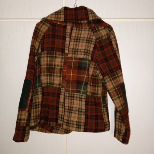 Checked jacket like new, size M, multicolor with patches