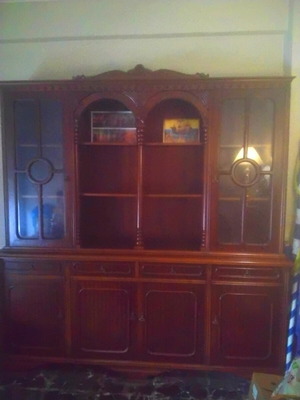 Mahogany wood sideboard like new