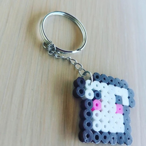 Toast keychain handmade new with pyssla