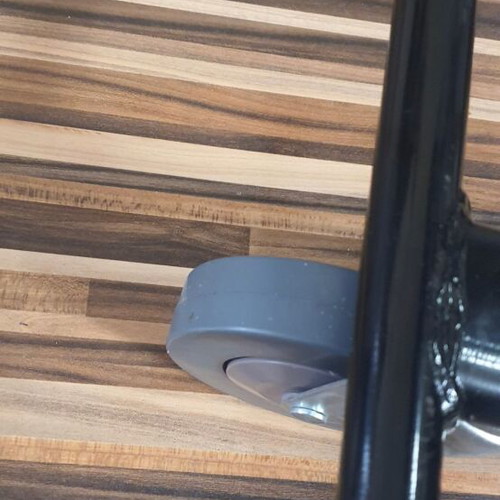 Hoverboard with seat like new, new battery