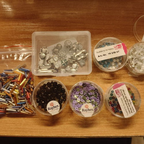 Beads for crafts like new, includes boxes
