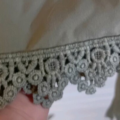 Dress like new with guipure lace on sleeves and hem, green, size L