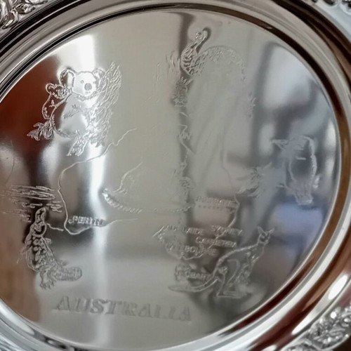 Round new plate with Australian designs, diameter 22 cm
