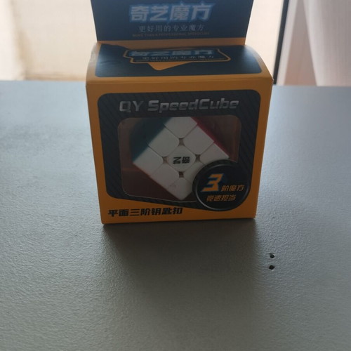 3x3 keychain cube, works as regular cube