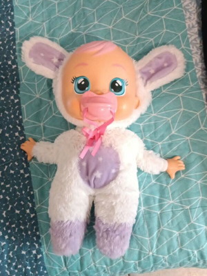 Crybabies doll used, pacifier needs slight pressure