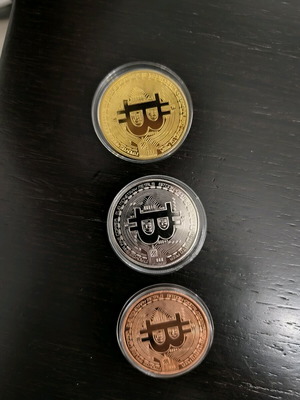 Metal bitcoin coins new, pack of 3 pieces