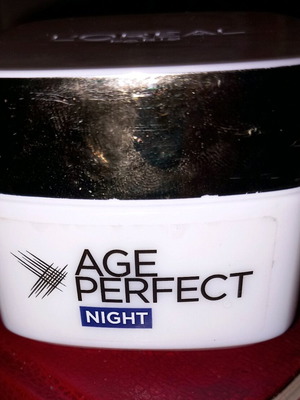 Αντιρυτιδική κρέμα νυκτός Loreal Age Perfect 50ml σαν καινούργιο