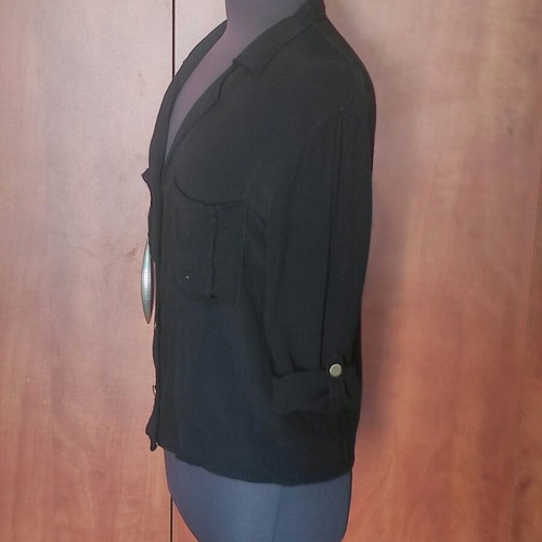 Bershka Women's Black Shirt like new, size S