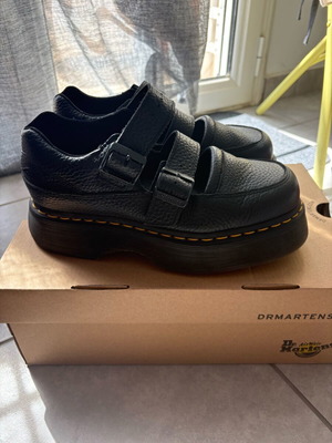 Dr. Martens Mary Jane leather shoes size 37 like new, black