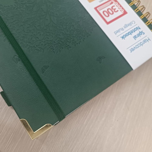 Notebook N 9 new, hardcover leatherette, A4, 300 pages