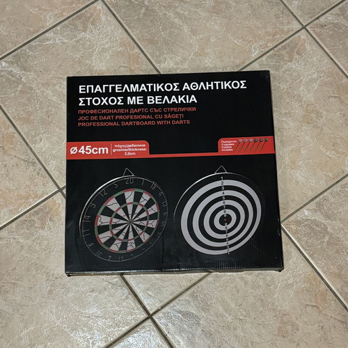 Professional dartboard with darts new