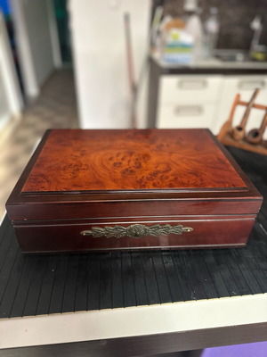 Jewelry box luxurious like new, brown with red velvet lining