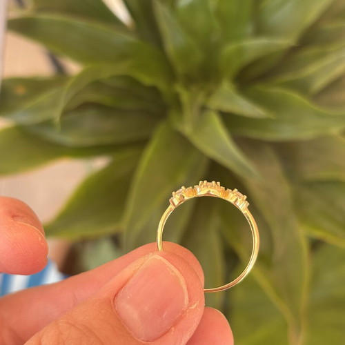 Gold ring with rosettes 9 carat, new, size 57