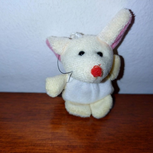 Small plush animals pack of 6 used, keychain size
