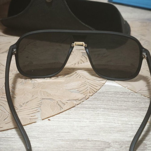 Carrera 23004 men's sunglasses, black with gold details