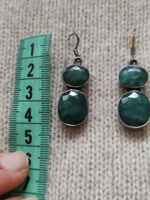 Silver 925 earrings with emerald used