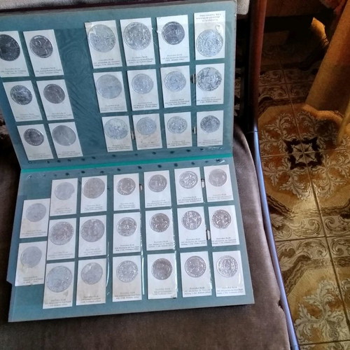 Collectible coins used, album with 19 cards, about 500 pieces