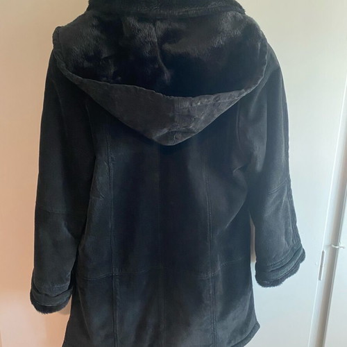 Julia Bergovich coat used, size 40, black
