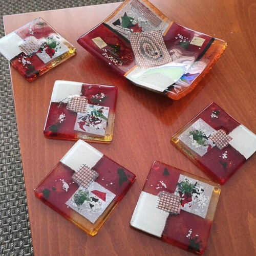 Decorative coasters with fusing glass like new