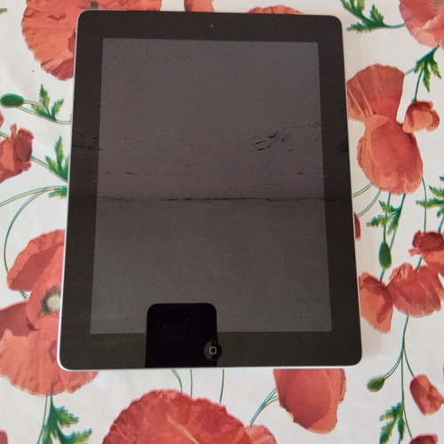 iPad 4 used in excellent condition
