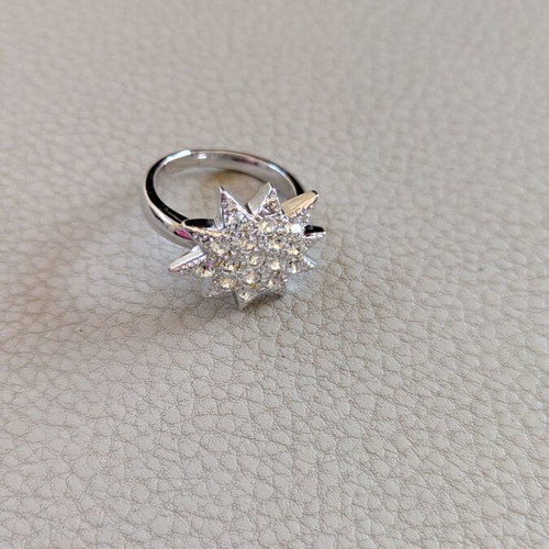 Silver star ring used
