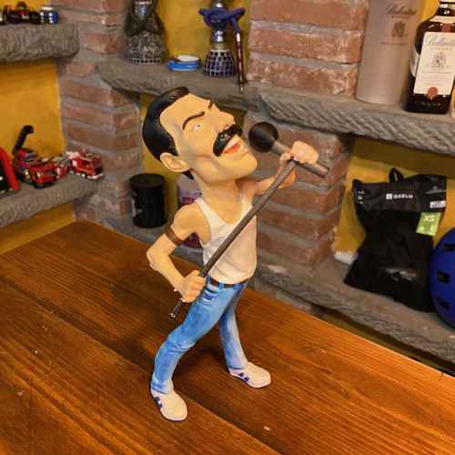 Freddie Mercury figure like new, height 20 cm