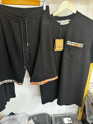 Burberry men's shorts and t-shirt set new, black