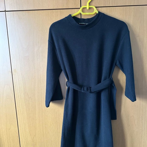 Women's dress new, black, size Medium with 3/4 sleeve