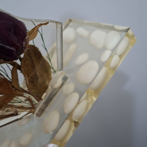 Handmade epoxy resin heart decor with real dried roses, like new
