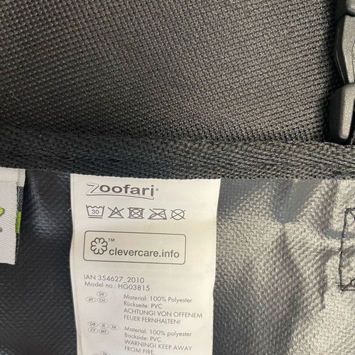 Zoofari car protective cover for pets like new, black