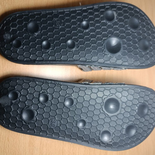 Women's slides snake print slippers size 38, black and grey