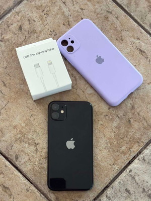 Apple iPhone 11 128GB Black smartphone