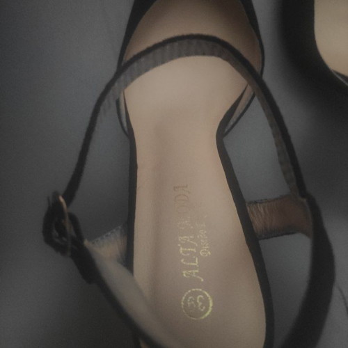 Alta Moda black pumps with ankle strap size 39 like new, 11 cm heel