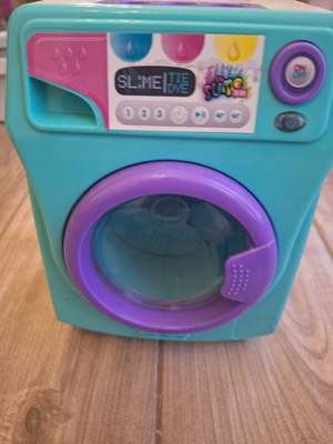 Tie dye slime washing machine used, without slime and colors