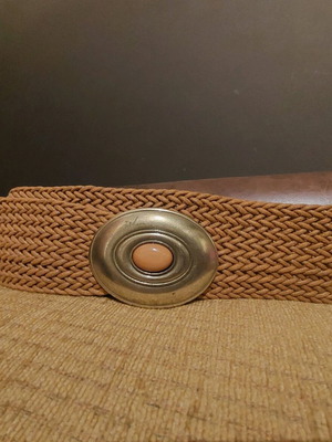 Knitted tan belt like new with metal buckle 105 cm