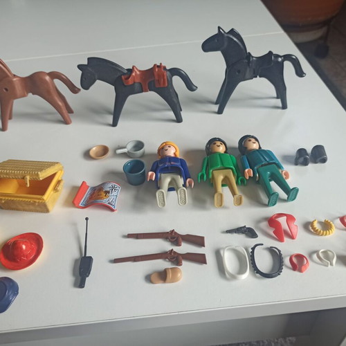 Playmobil Vintage used assorted pieces and accessories Geobra Lyra 1974