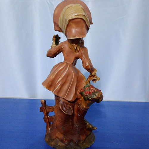 Decorative figurine like new, height 22 cm