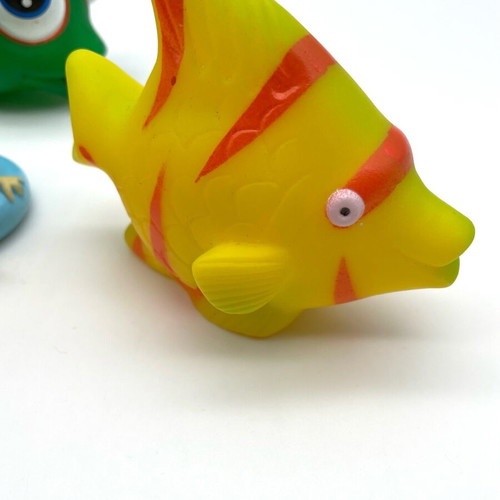 Small floating animals used, set of 10, soft plastic