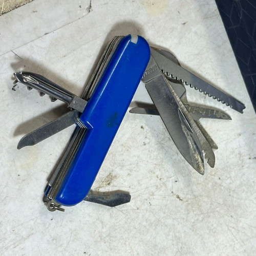 Vintage 12-in-1 Pocket Multitool with Saw, Corkscrew & Openers used