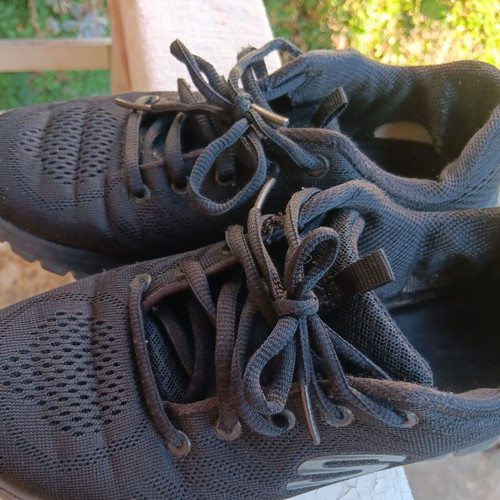 Skechers athletic shoes size 36 used, black
