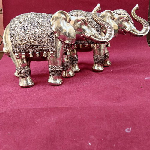 Decorative elephants like new, set of 2, silver color
