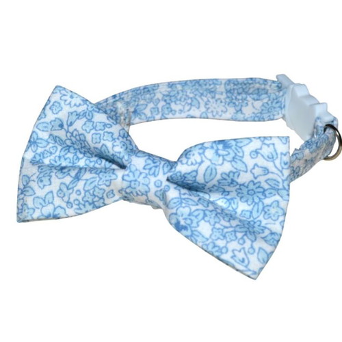 Handmade cat collar new, blue floral with bow tie