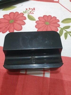 Mobile phone charging and support stand like new
